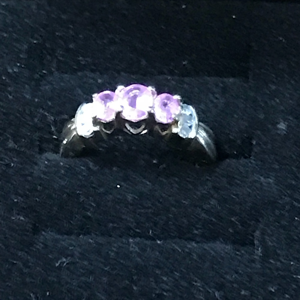 10 k yellow gold pink stone and diamond ring